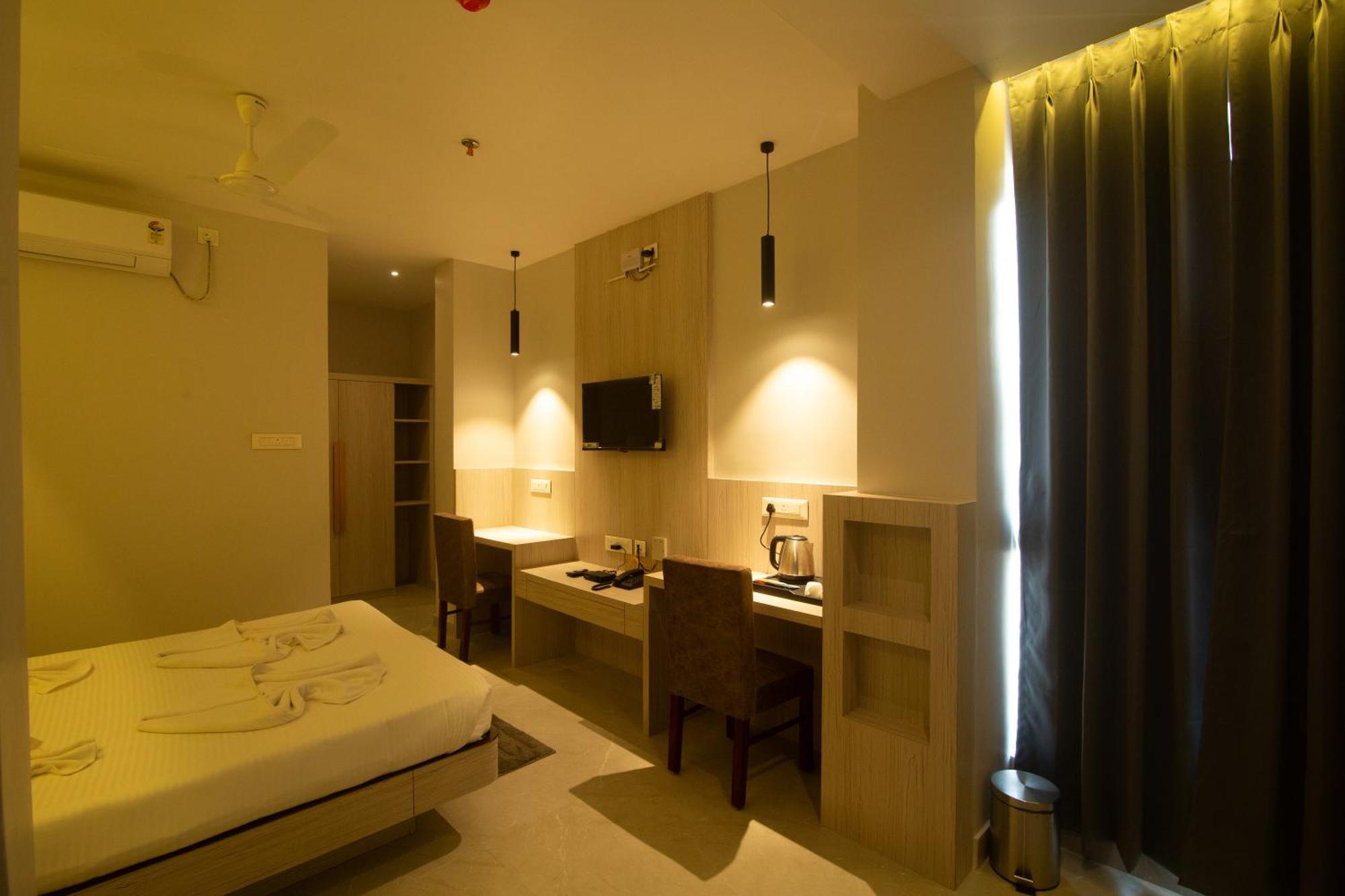 Hotel Palace View Murshidabad Zewnętrze zdjęcie