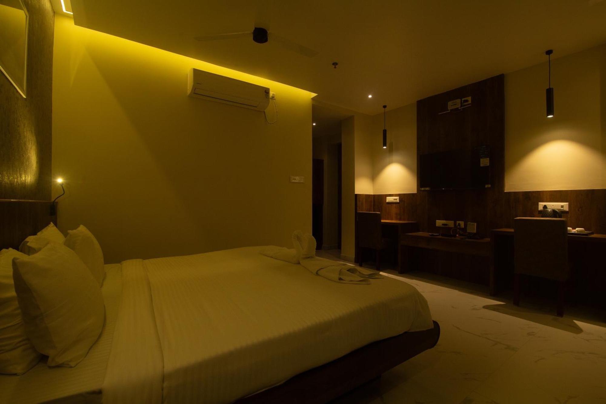 Hotel Palace View Murshidabad Zewnętrze zdjęcie