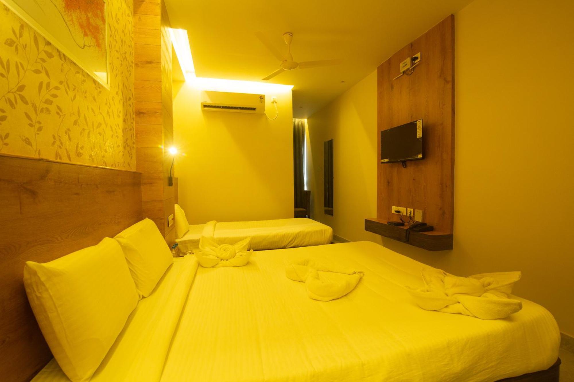 Hotel Palace View Murshidabad Zewnętrze zdjęcie
