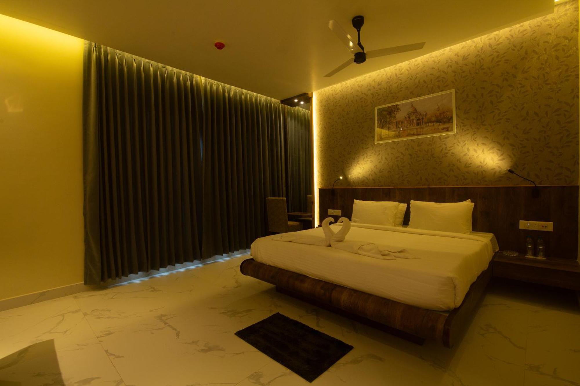 Hotel Palace View Murshidabad Zewnętrze zdjęcie
